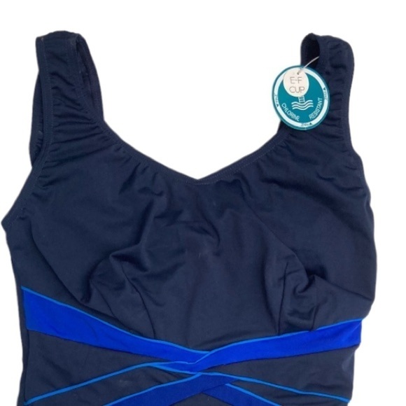 NWT FINZ Performance Swimsuit One Piece E-F Cup - Picture 5 of 6